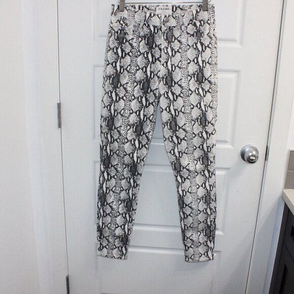 Frame Jeans Womens 26 Ali High Rise Cigarette Skinny Snake Print Gray White - Picture 1 of 4